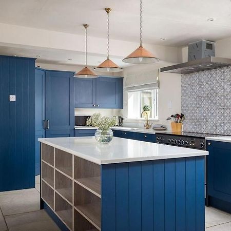 צ'לטנהם Stanway House, 8 Bedroom, 8 Bath מראה חיצוני תמונה